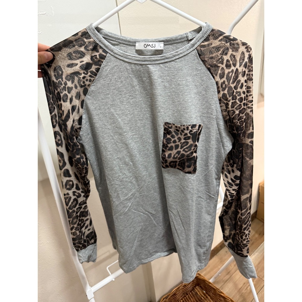 OMSJ Womens Gray Heather Leopard Print Sheer Mesh Raglan Long Sleeve Top Medium